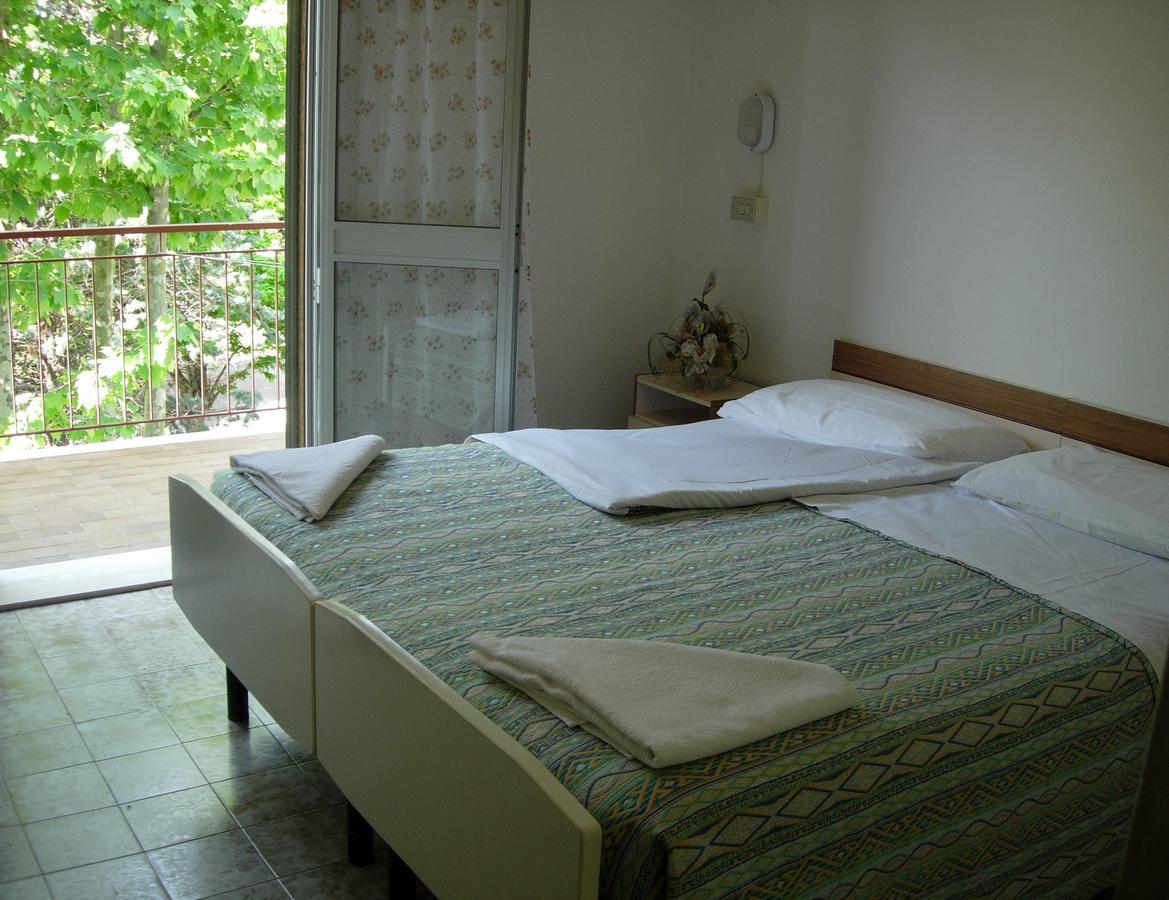 Hotel Toschi Lido di Classe Ngoại thất bức ảnh